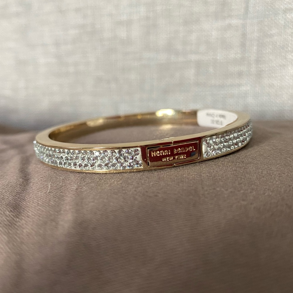Never Worn Henri Bendel Bangle